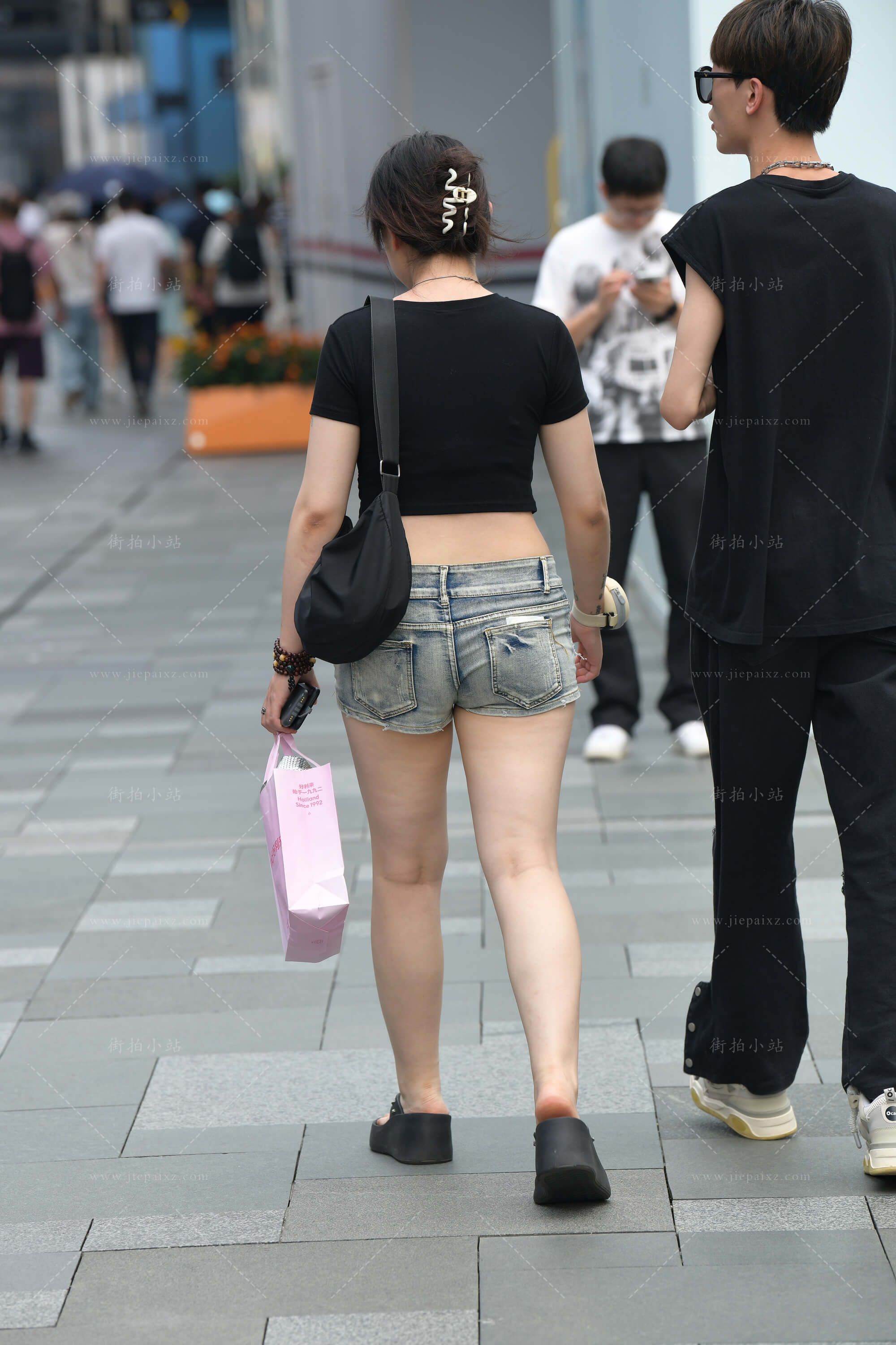 2.JPG