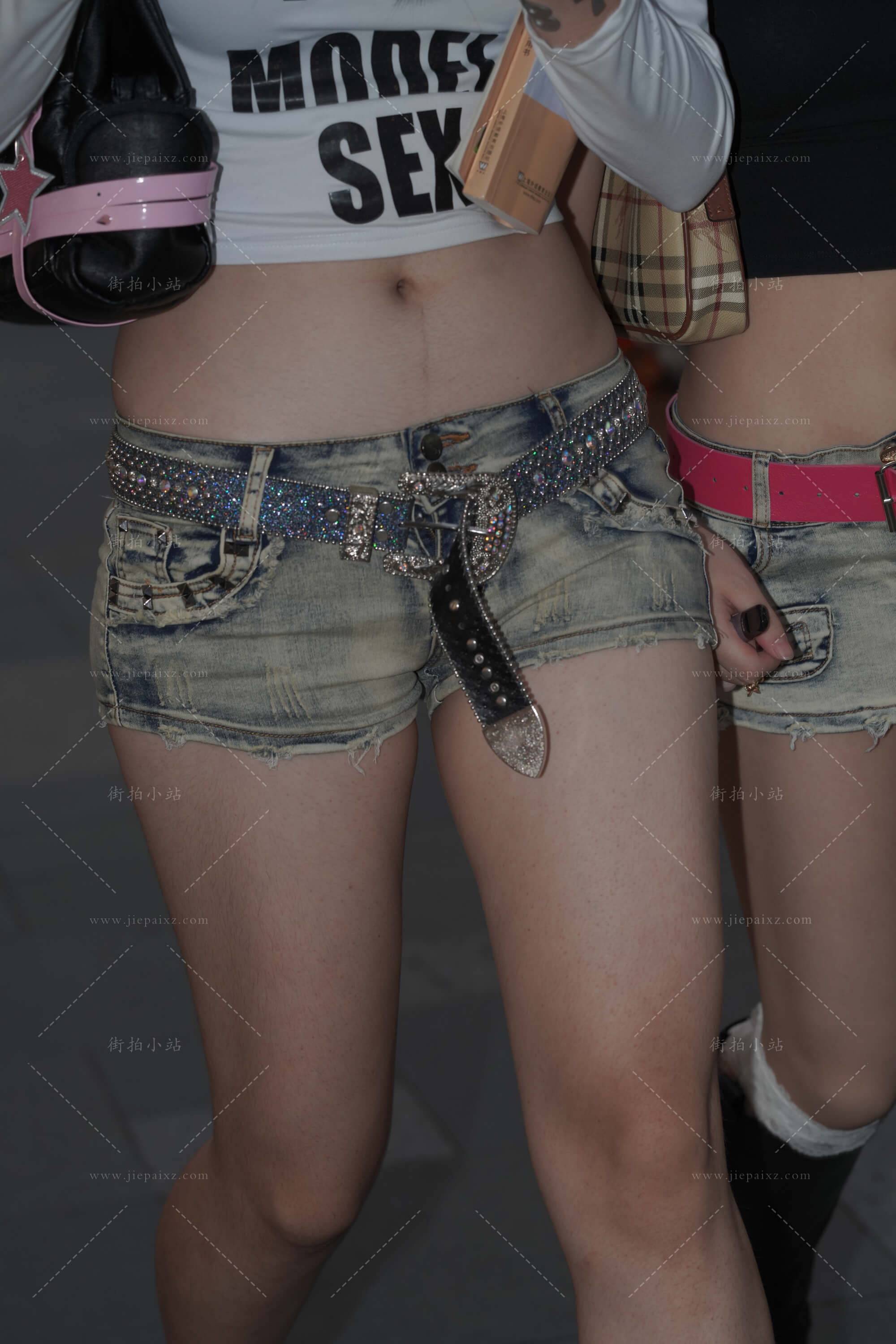 2.JPG